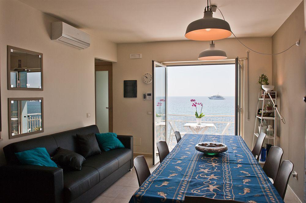 Nina B&B Giardini Naxos Luaran gambar