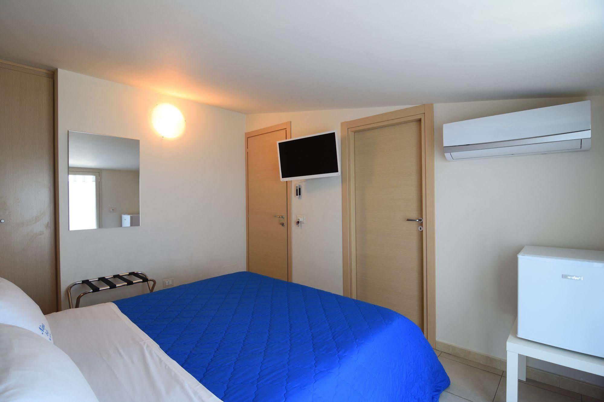 Nina B&B Giardini Naxos Luaran gambar