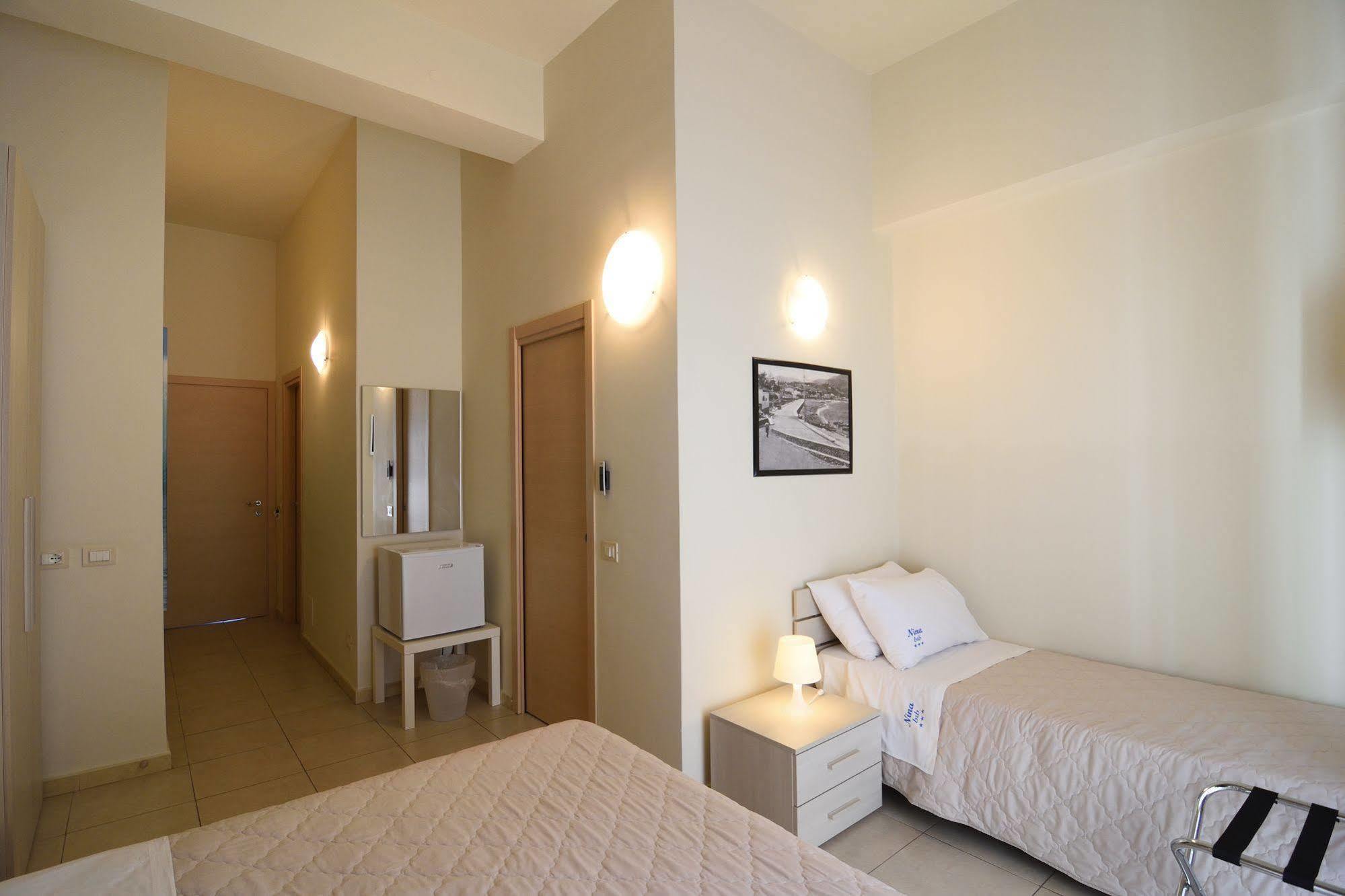 Nina B&B Giardini Naxos Luaran gambar
